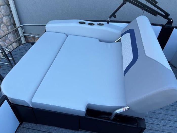 Used 2023 Lowe SS230DH CL