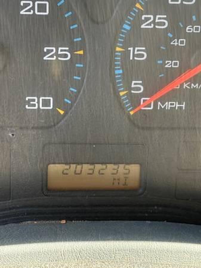 Used 2004 International 4200