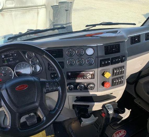 Used 2020 Peterbilt 579