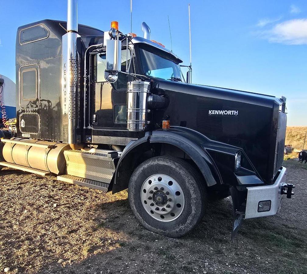 Used 2008 KENWORTH T800