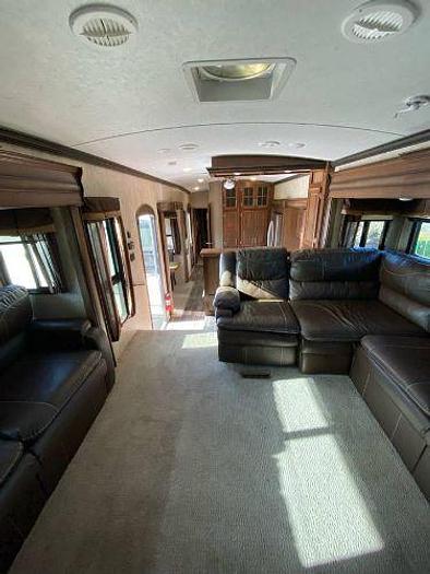 Used 2015 Keystone Montana 3711FL