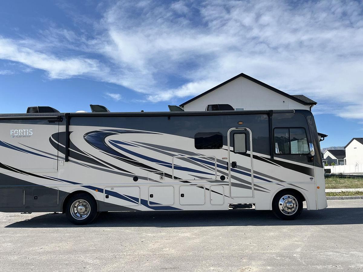 Used 2021 Fleetwood Fortis 34MB Class A Motorhome