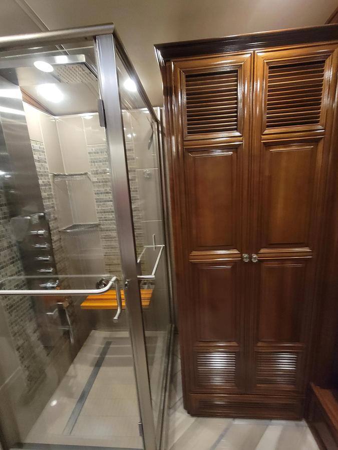 Used 2016 Newmar Essex 4565 Class A Motorhome