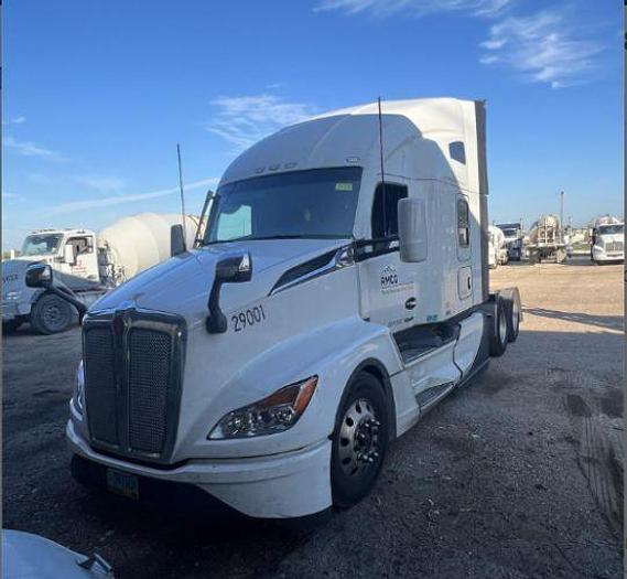 Used 2023 KENWORTH T680