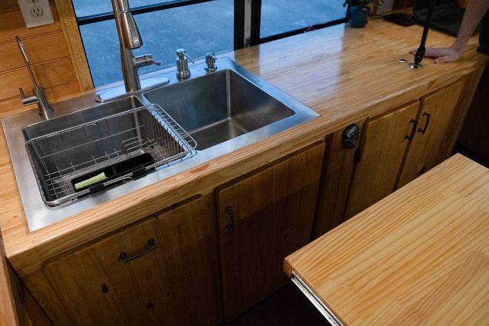 Used 2007 Freightliner FS-65 Digital Nomad Skoolie Motorhome