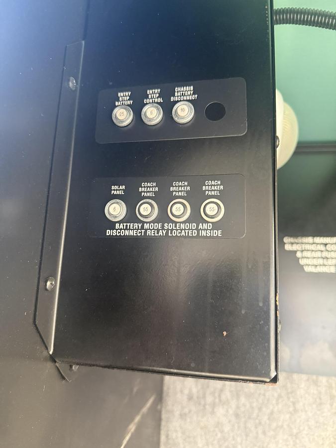 Used 2010 Winnebago Tour 40BD Class A Motorhome