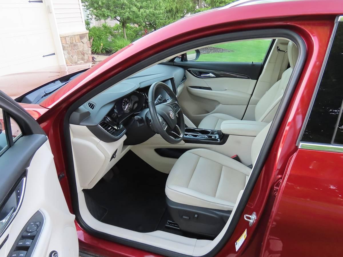 Used 2022 Buick Envision FWD