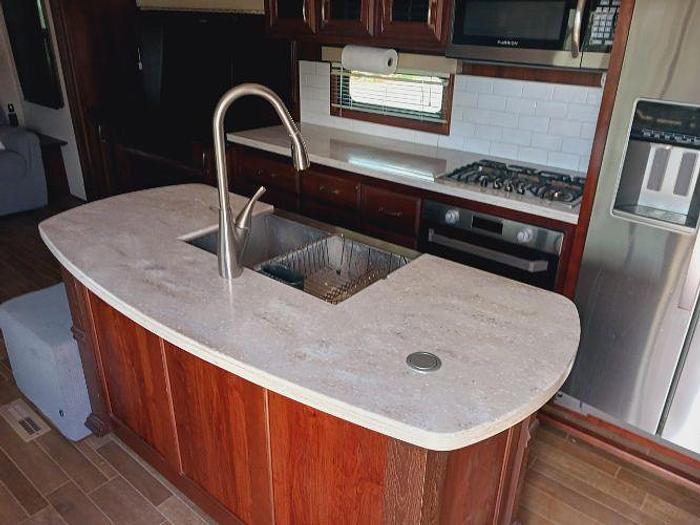 Used 2019 Jayco Pinnacle 36KPTS