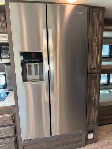 Used 2022 Entegra Emblem 36T