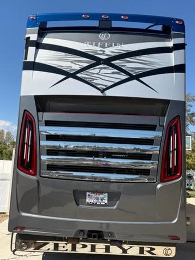 Used 2022 Tiffin Zephyr 45PZ