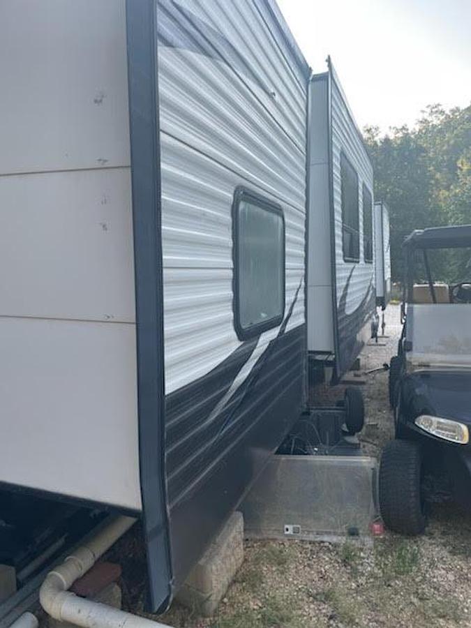 Used 2016 Gulf Stream Conquest 