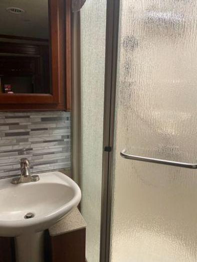 Used 2016 Fleetwood Bounder 33C