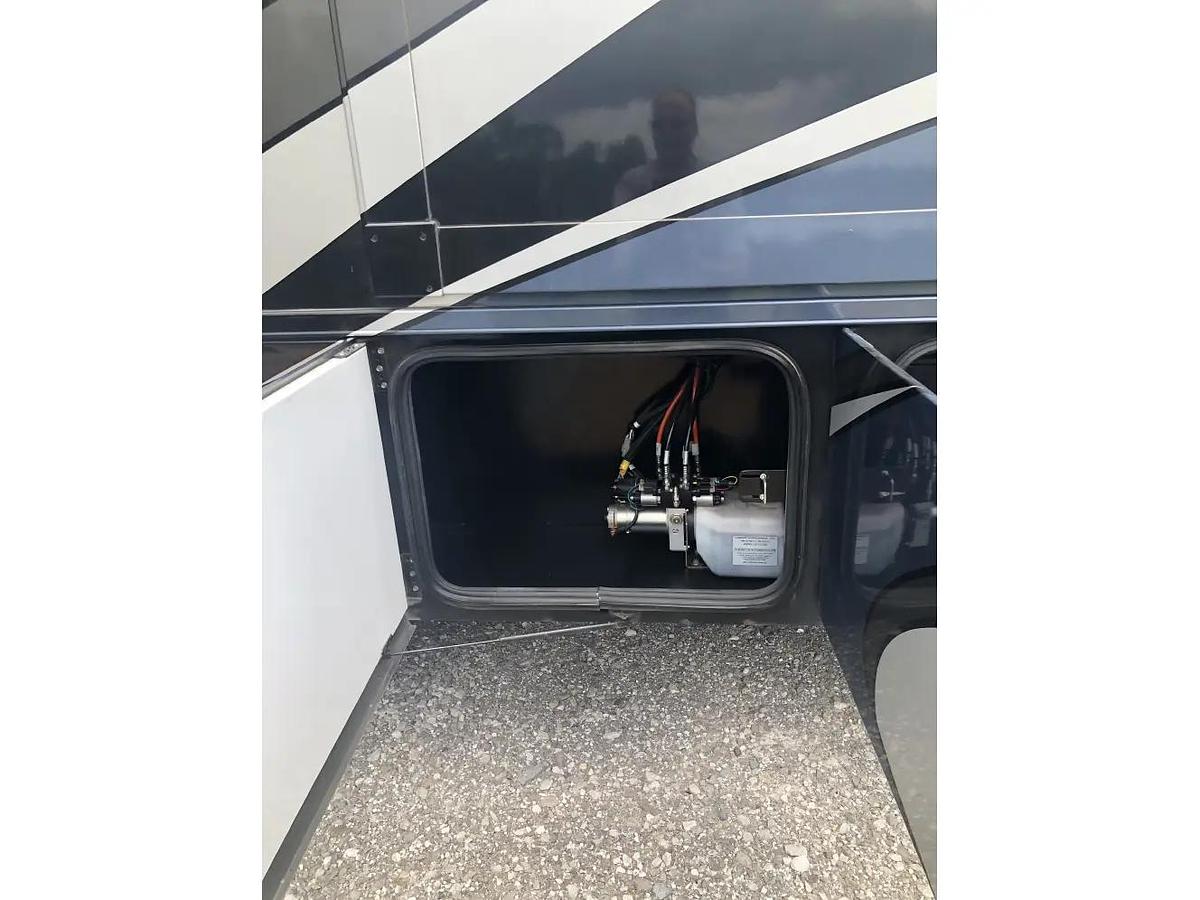 Used 2019 Coachmen Mirada Select 37SB Class A Motorhome