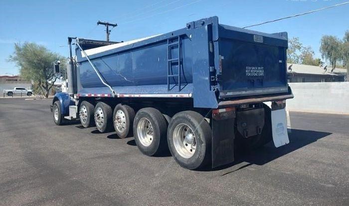 Used 2005 Peterbilt 357 Dump Truck