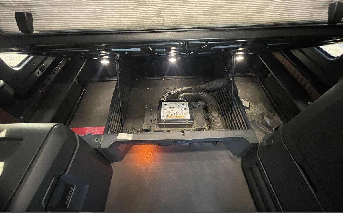 Used 2019 FREIGHTLINER CASCADIA 126