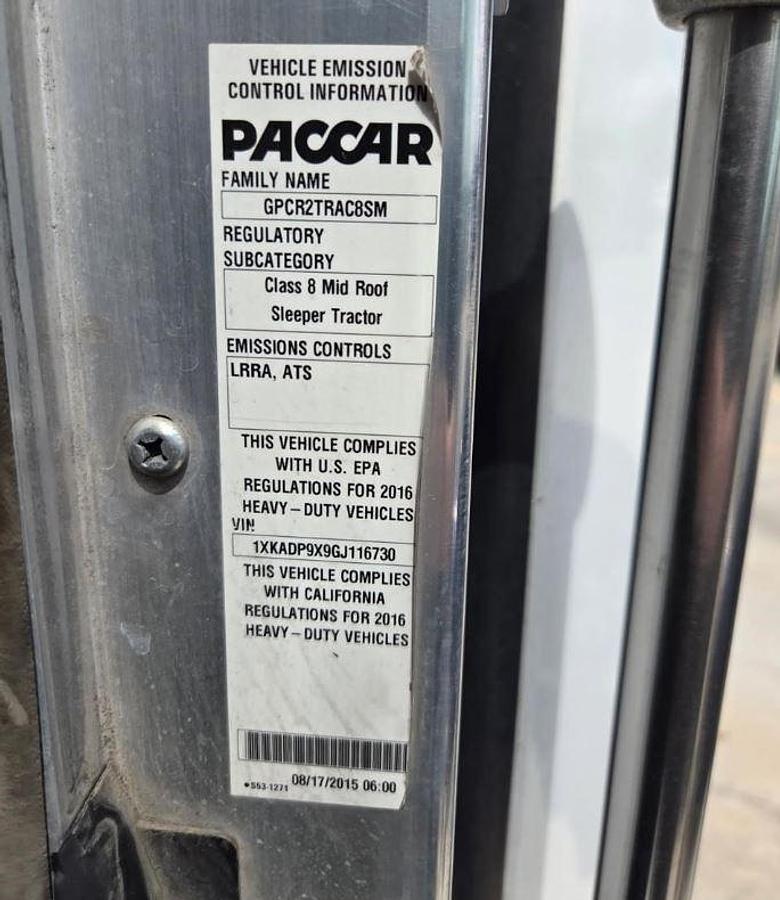 Used 2016 KENWORTH T660 Conventional Sleeper Semi