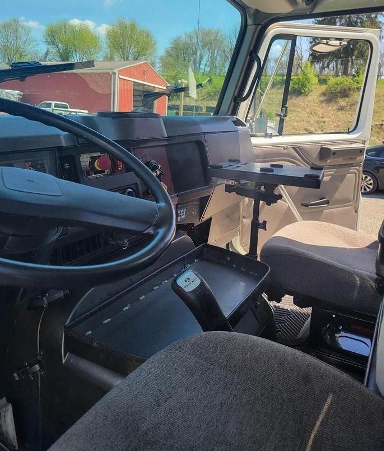 Used 1999 International 8100 with 2011 Auto Crane 10006H