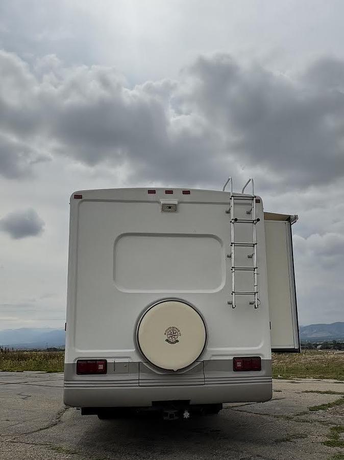 Used 2002 Tiffin Motorhomes Allegro Bay 37DB Class A Motorhome