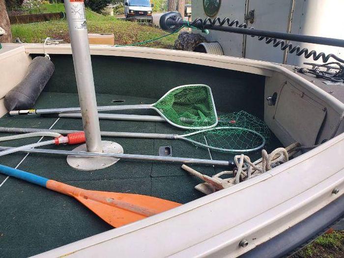 Used 2000 Crestliner Superhawk 1700 with Trailer