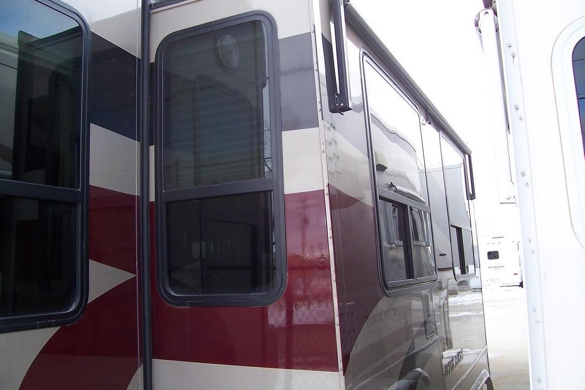 Used 2008 Teton Liberty XT3 Fifth Wheel