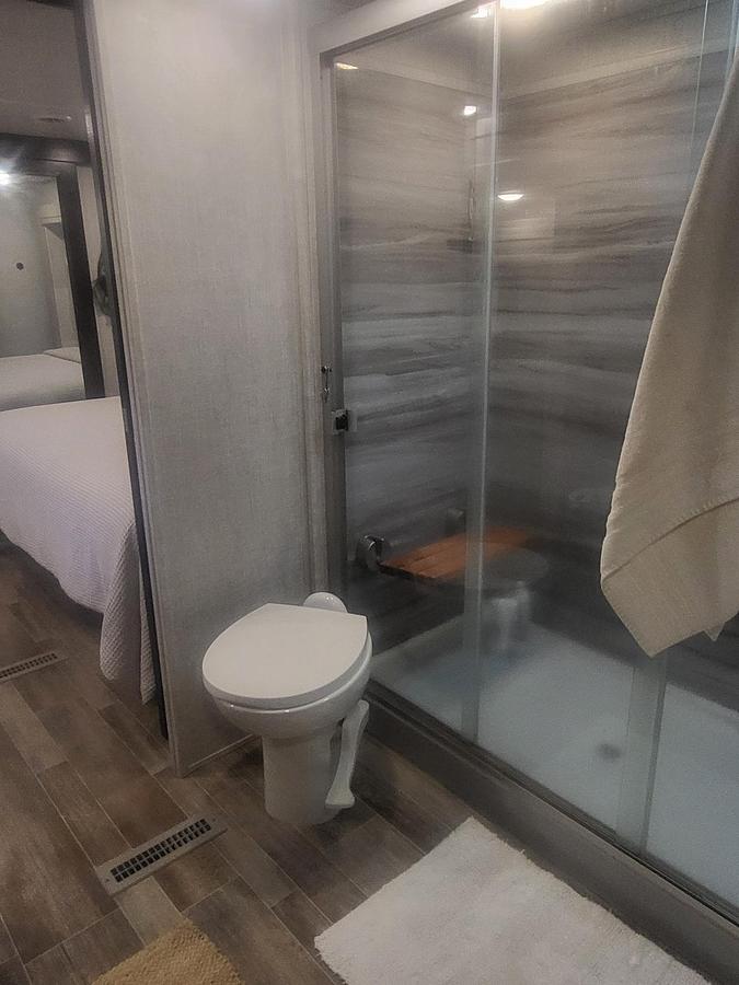 Used 2021 Forest River Palomino Columbus 1492 382FB