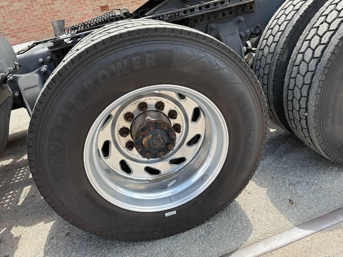 Used 2008 Freightliner Coronado 122SD