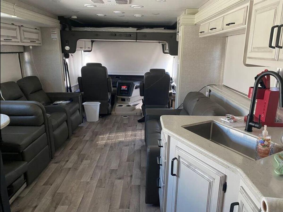 Used 2023 Jayco Precept 34G