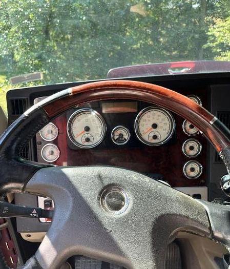 Used 2017 Freightliner CORONADO 122 SD