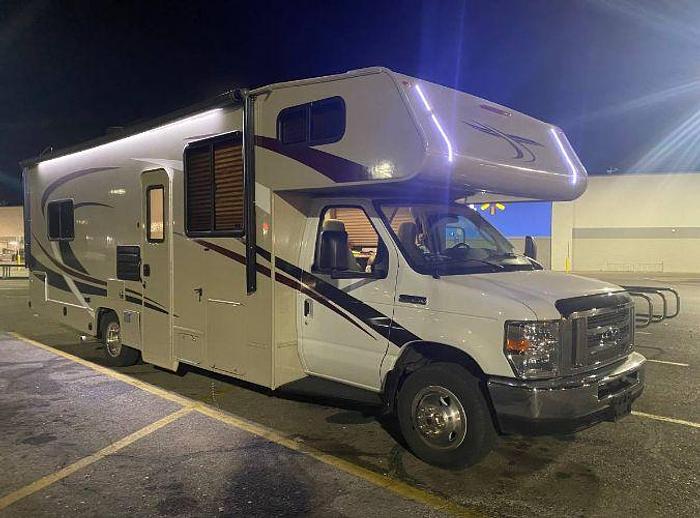Used 2020 Coachman Leprechaun