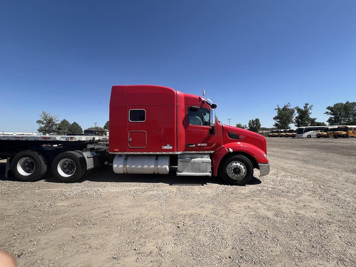 Used 2015 Peterbilt 579