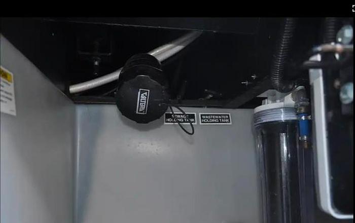 Used 2017 Newmar Bay Star 3401