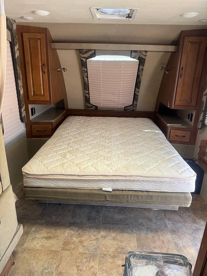 Used 2015 Lance 2185