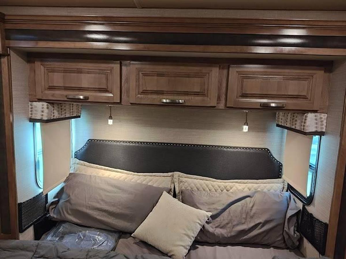 Used 2020 Jayco Precept 31UL Class A Motorhome