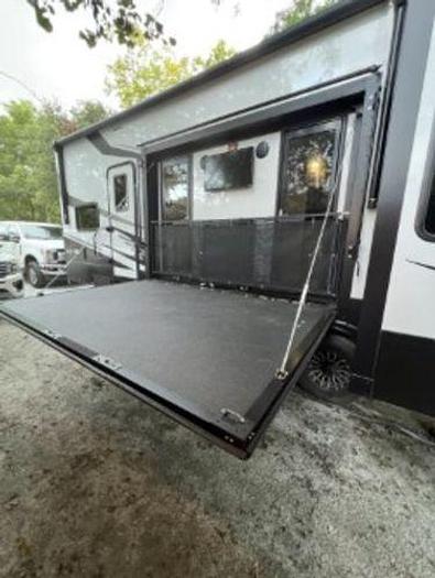 Used 2023 Alliance RV Valor 42V13