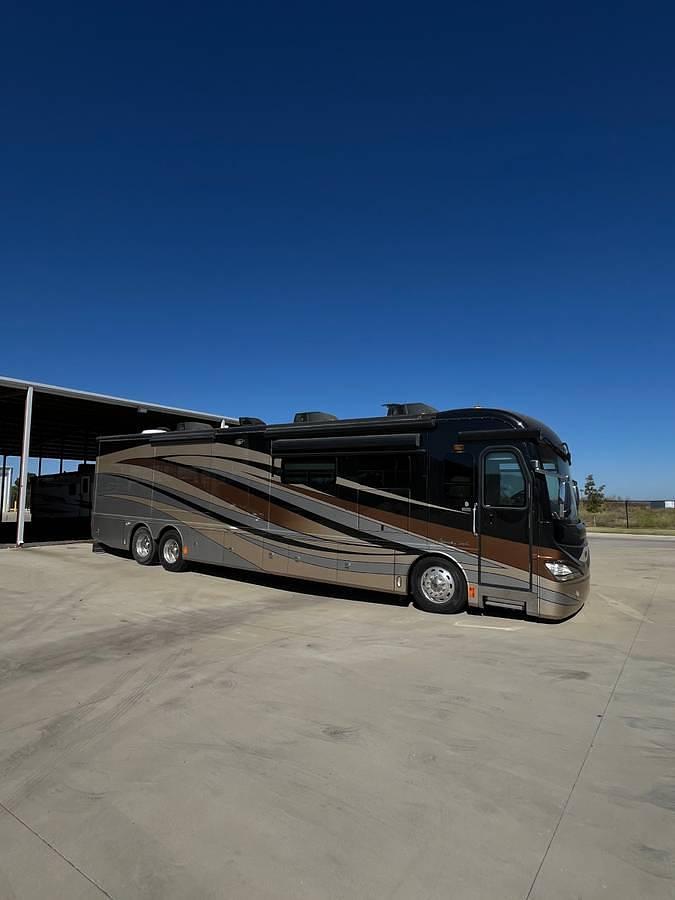 Used 2014 American Coach American Revolution 42T Class A Motorhome