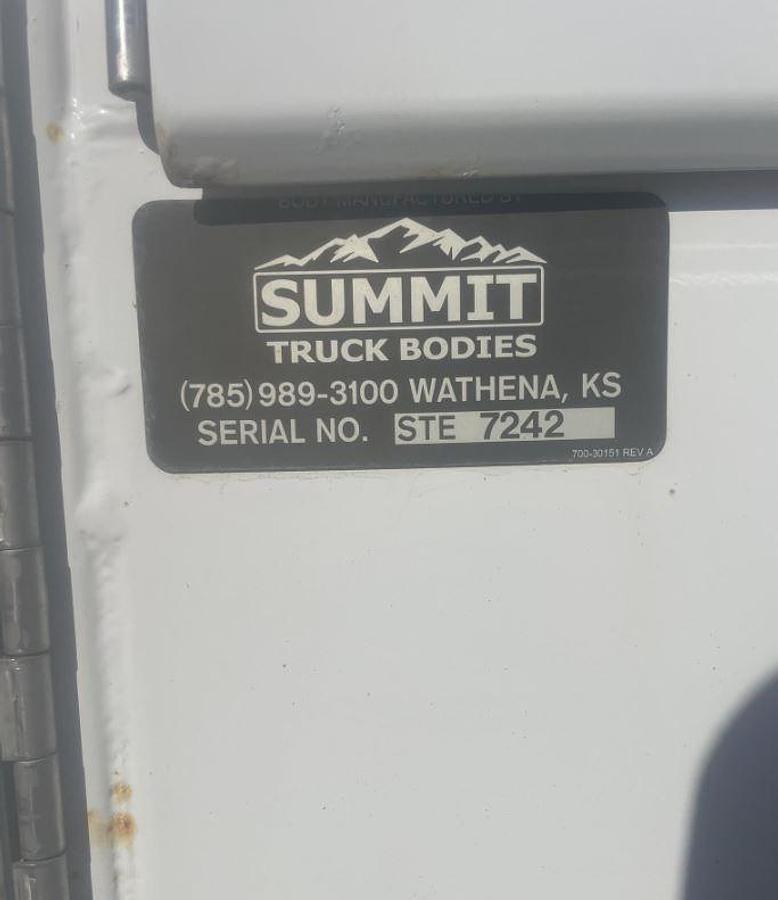 Used 2015 SUMMIT TRUCK BODIES 10620 MOUNTED ON 2015 FORD F750 XLT