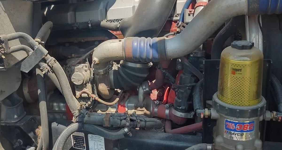 Used 2016 MACK PINNACLE CHU613 RAWHIDE