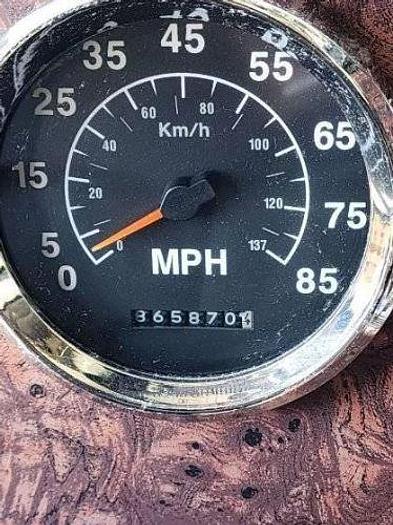 Used 2000 INTERNATIONAL Eagle 9900