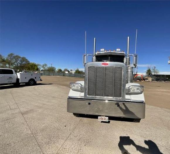 Used 2014 Peterbilt 388