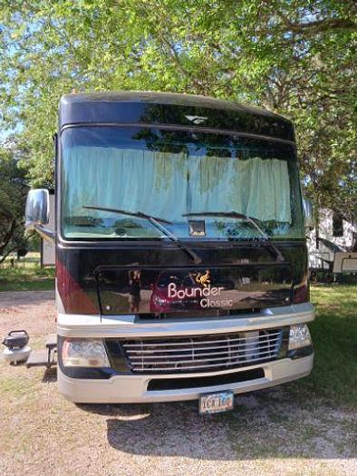 Used 2013 Fleetwood Bounder