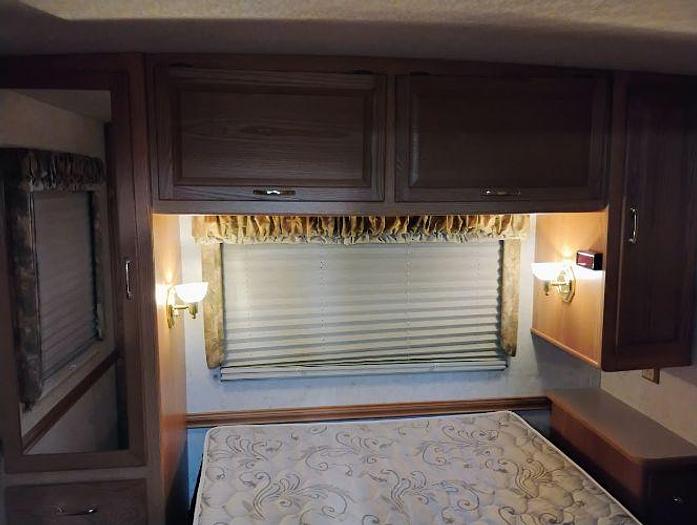 Used 2001 Itasca Sunrise 30W