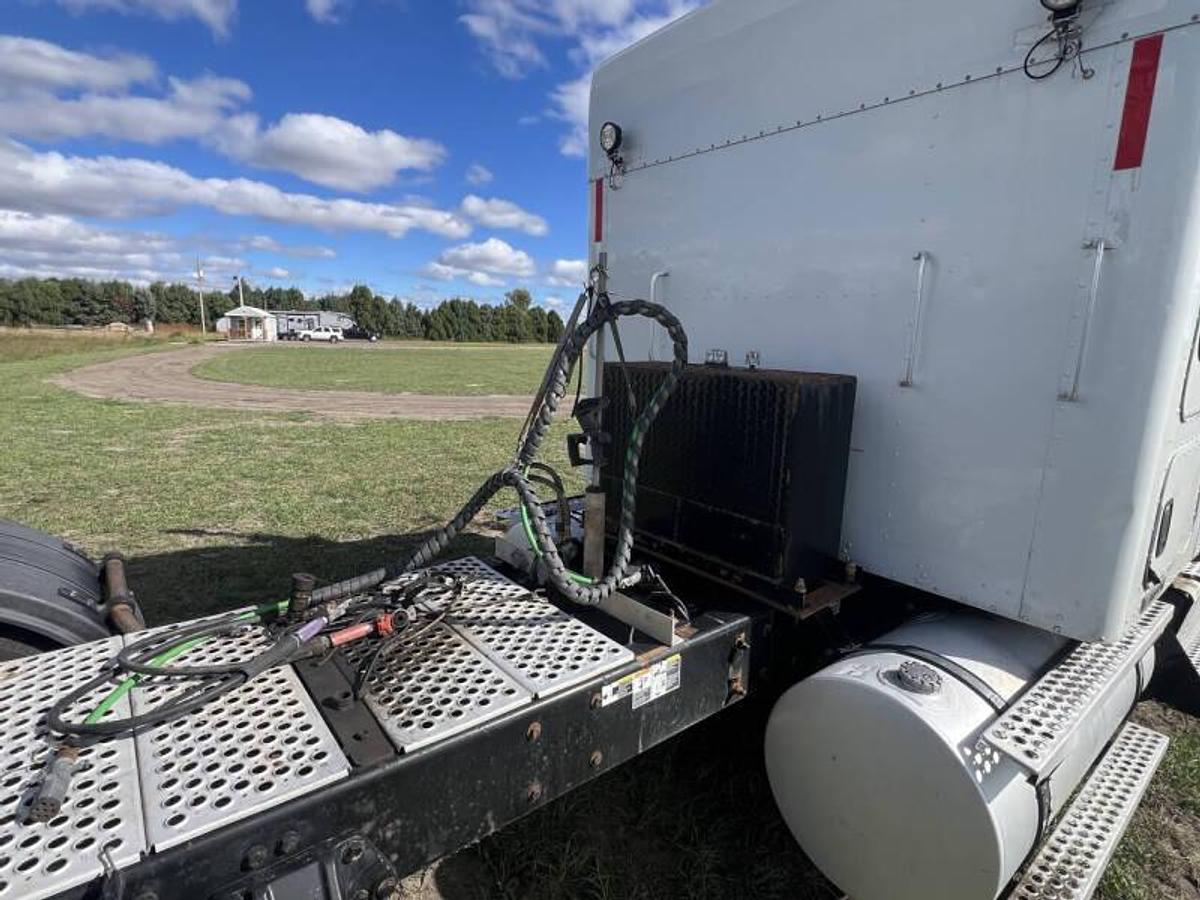 Used 2014 Kenworth W900L