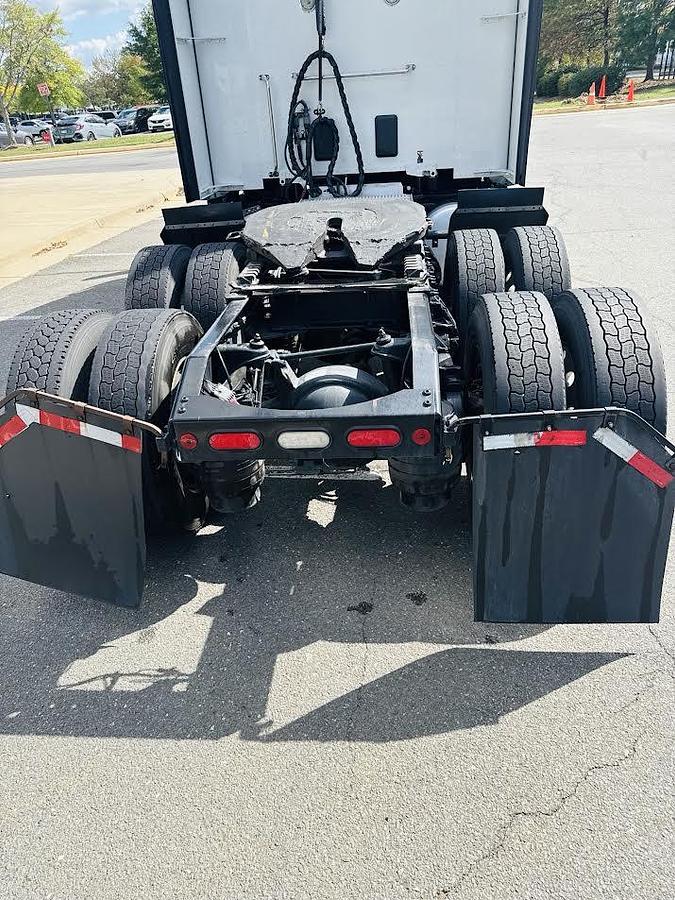 Used 2021 Peterbilt 579