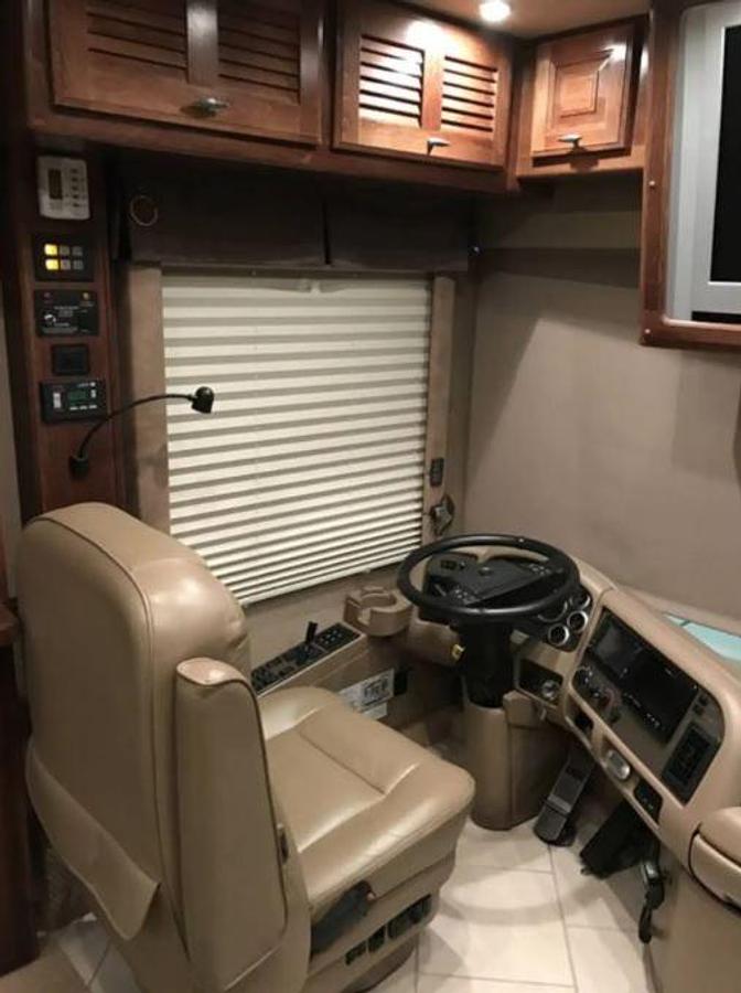 Used 2007 Foretravel Nimbus 340 Classic Class A Motorhome