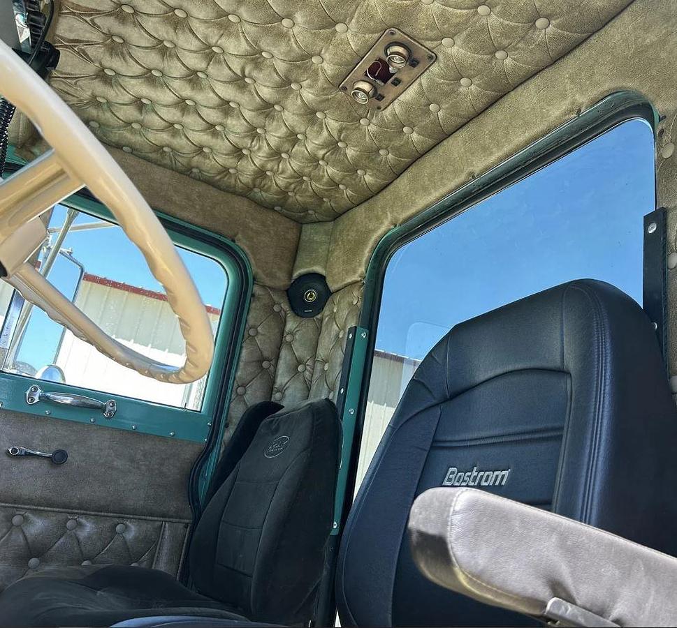 Used 1983 Peterbilt 359EXHD