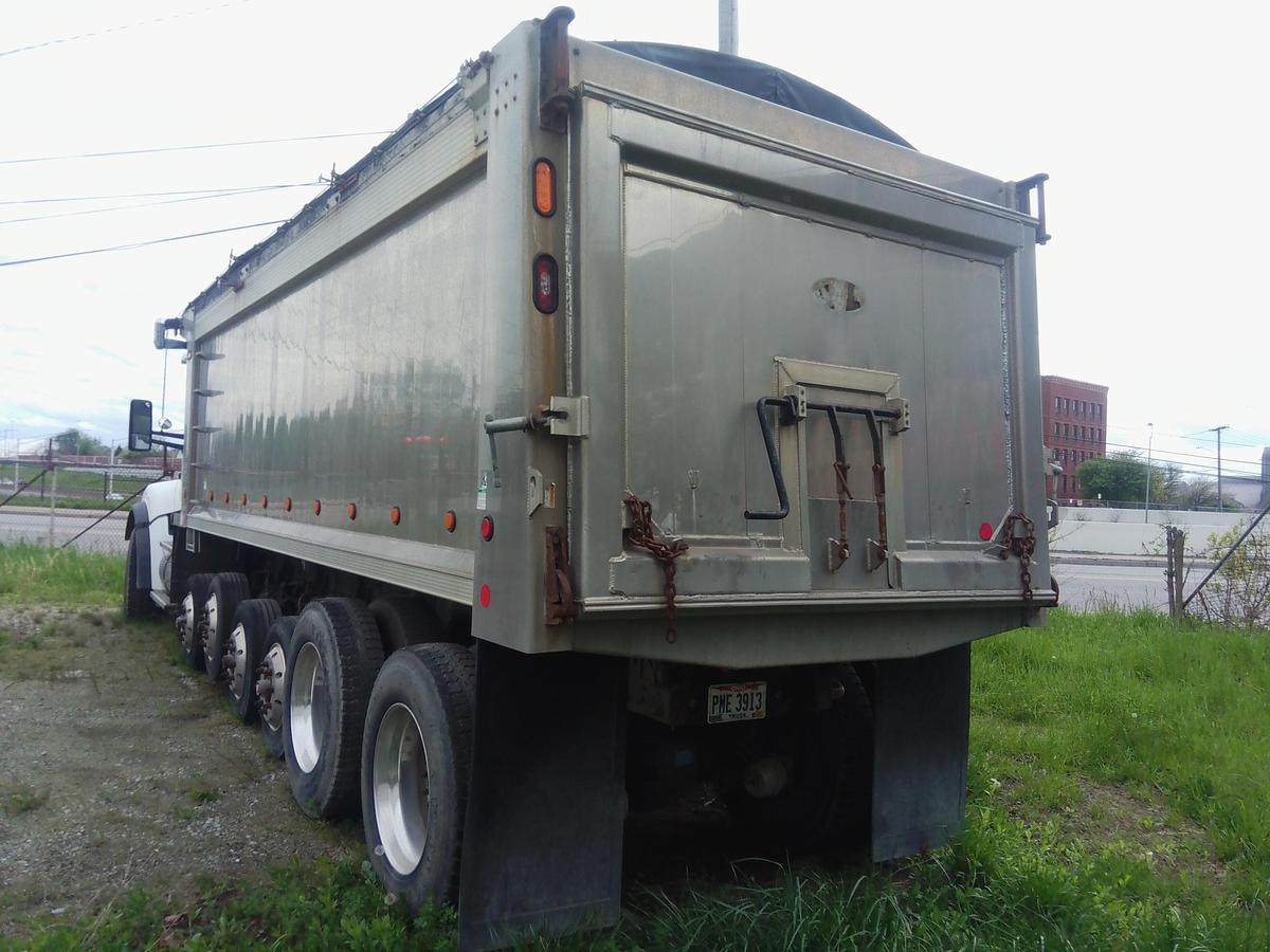 Used 2021 Kenworth T880