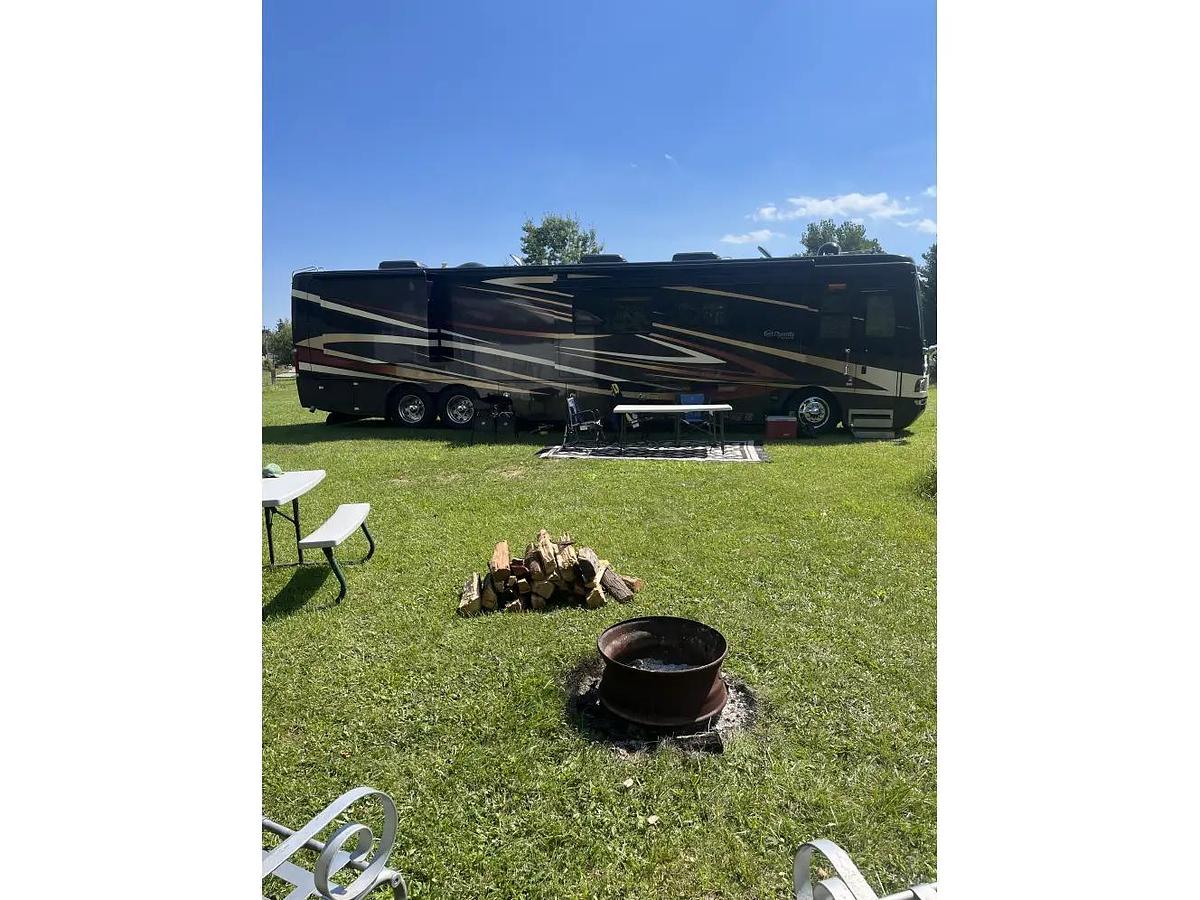 Used 2008 Monaco Dynasty Squire IV