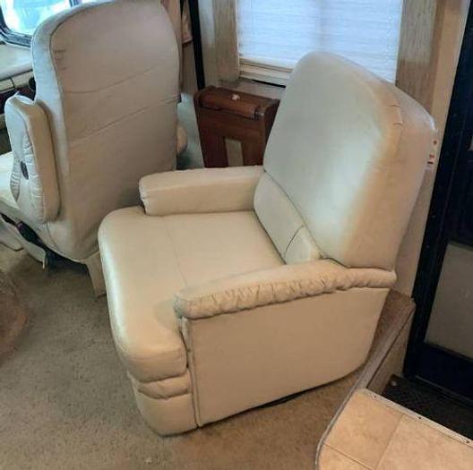 Used 2008 Fleetwood Bounder 35E