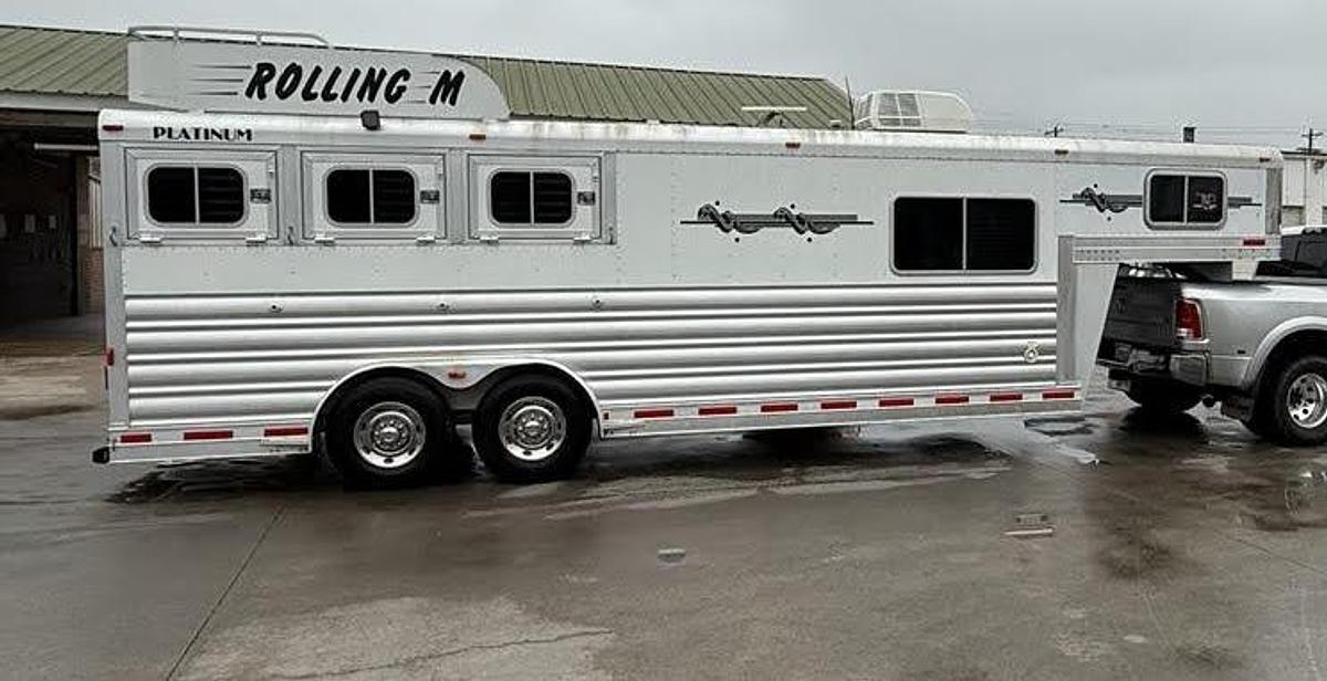 Used 2008 Platinum 3HLQ 3 Horse Trailer