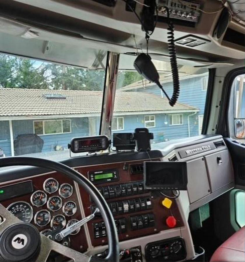 Used 2016 WESTERN STAR 4900